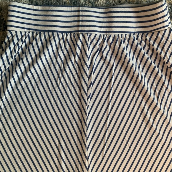 Girls maxi skirt - pretty blue color - Picture 2 of 4